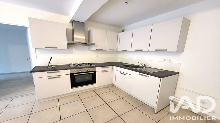 Ma-Cabane - Vente Appartement Saint-Jean-Bonnefonds, 52 m²