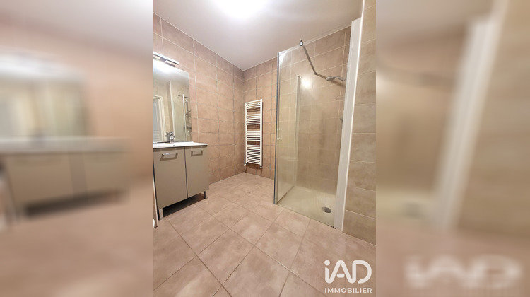 Ma-Cabane - Vente Appartement Saint-Jean-Bonnefonds, 52 m²
