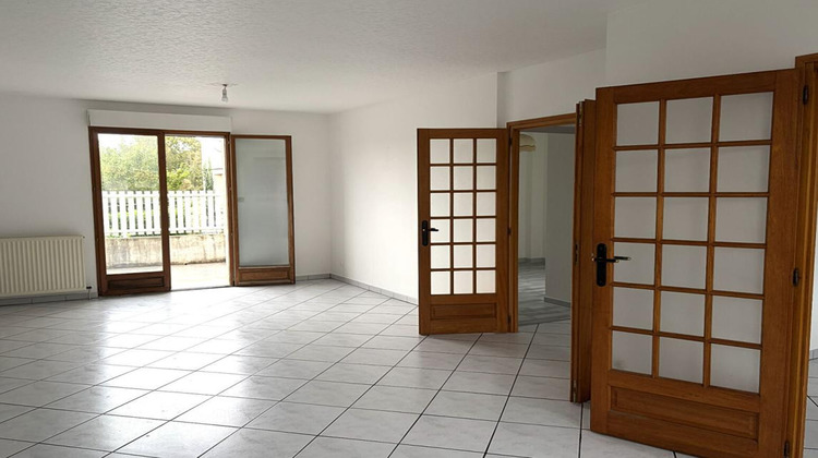 Ma-Cabane - Vente Appartement SAINT JEAN BONNEFONDS, 104 m²