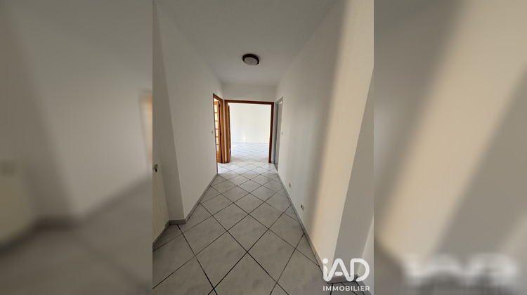 Ma-Cabane - Vente Appartement Saint-Jean-Bonnefonds, 104 m²