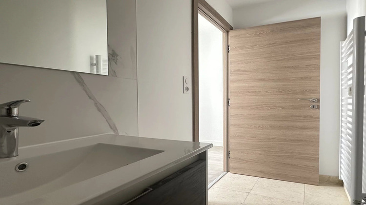 Ma-Cabane - Vente Appartement Saint-Jean-d'Angély, 32 m²