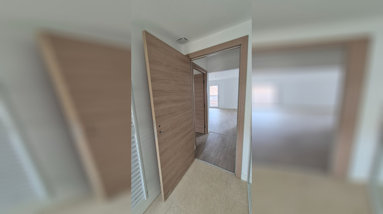 Ma-Cabane - Vente Appartement SAINT-JEAN-D'ANGELY, 60 m²