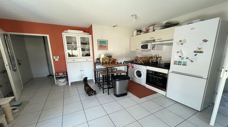 Ma-Cabane - Vente Appartement SAINT-JEAN-D'ILLAC, 61 m²