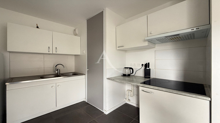 Ma-Cabane - Vente Appartement SAINT-JEAN-D'ILLAC, 42 m²