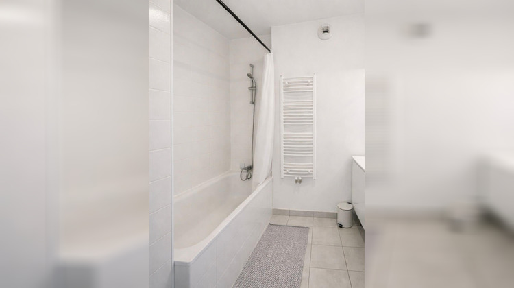 Ma-Cabane - Vente Appartement Saint-Jean-d'Illac, 65 m²