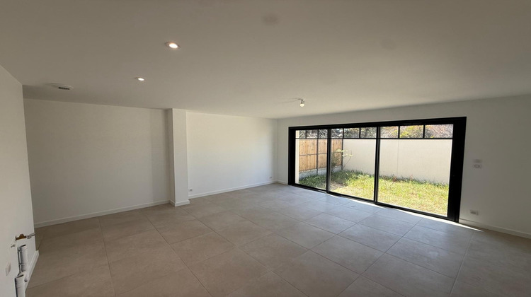 Ma-Cabane - Vente Appartement SAINT JEAN D ILLAC, 63 m²