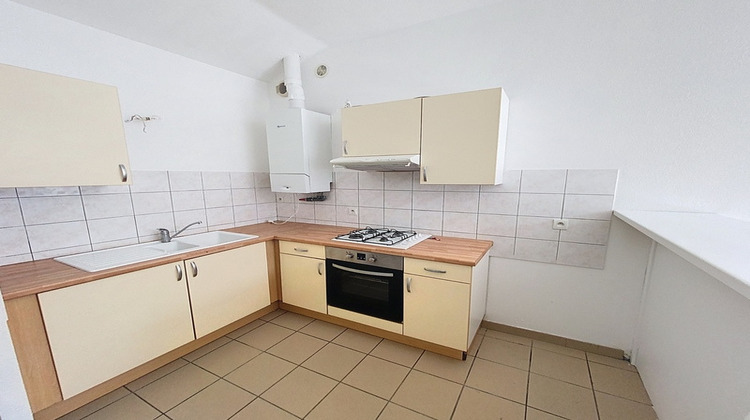 Ma-Cabane - Vente Appartement SAINT JEAN DE BOURNAY, 62 m²