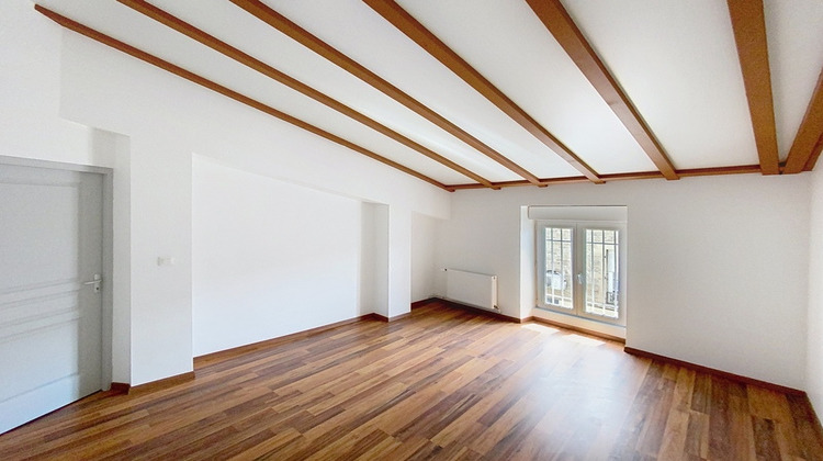 Ma-Cabane - Vente Appartement SAINT JEAN DE BOURNAY, 62 m²