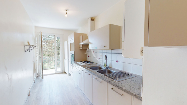 Ma-Cabane - Vente Appartement SAINT-JEAN-DE-BRAYE, 69 m²