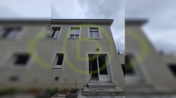 Ma-Cabane - Vente Appartement SAINT JEAN DE LA RUELLE, 99 m²