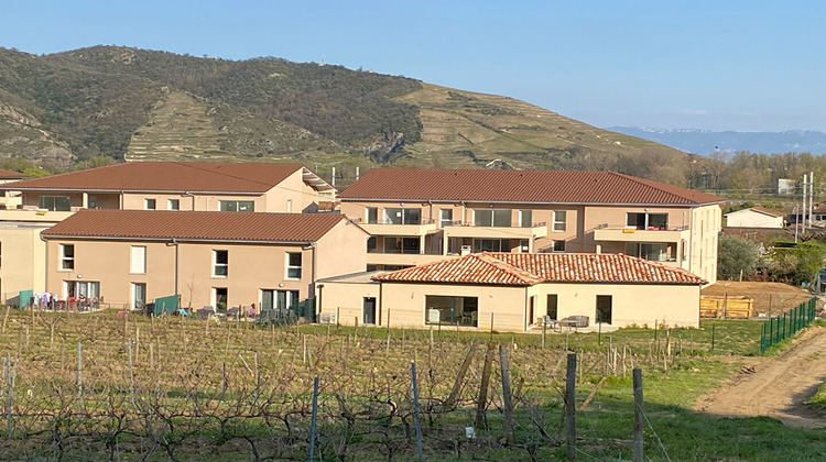 Ma-Cabane - Vente Appartement SAINT-JEAN-DE-MUZOLS, 80 m²