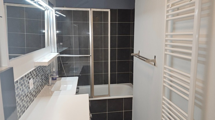Ma-Cabane - Vente Appartement SAINT JEAN DE VEDAS, 57 m²