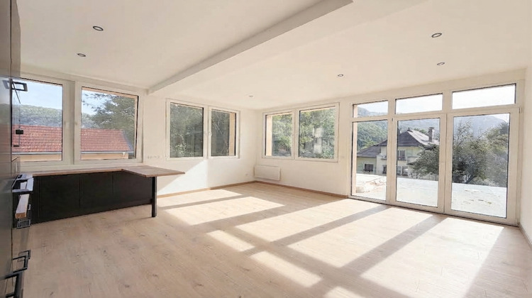 Ma-Cabane - Vente Appartement SAINT-JEOIRE, 66 m²