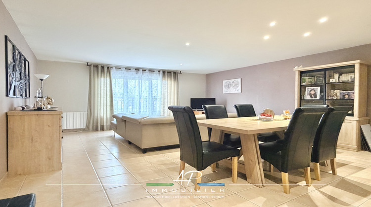 Ma-Cabane - Vente Appartement Saint-Julien, 92 m²