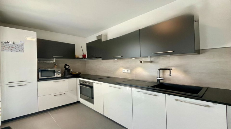 Ma-Cabane - Vente Appartement SAINT JULIEN EN GENEVOIS, 70 m²