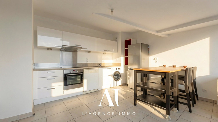 Ma-Cabane - Vente Appartement Saint-Julien-en-Genevois, 84 m²
