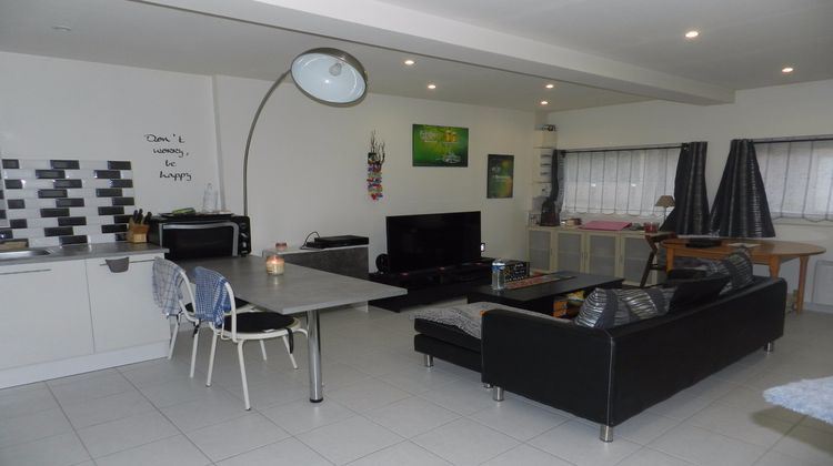 Ma-Cabane - Vente Appartement Saint-Julien-les-Villas, 64 m²