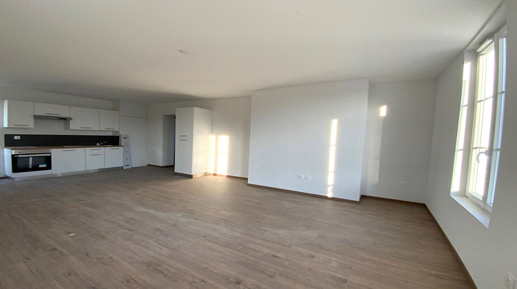 Ma-Cabane - Vente Appartement SAINT-JULIEN-LES-VILLAS, 56 m²
