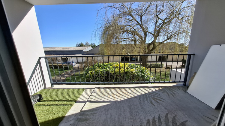 Ma-Cabane - Vente Appartement Saint-Julien-les-Villas, 44 m²