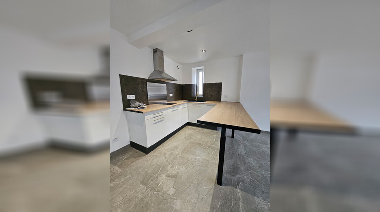Ma-Cabane - Vente Appartement SAINT-JULIEN-LES-VILLAS, 52 m²
