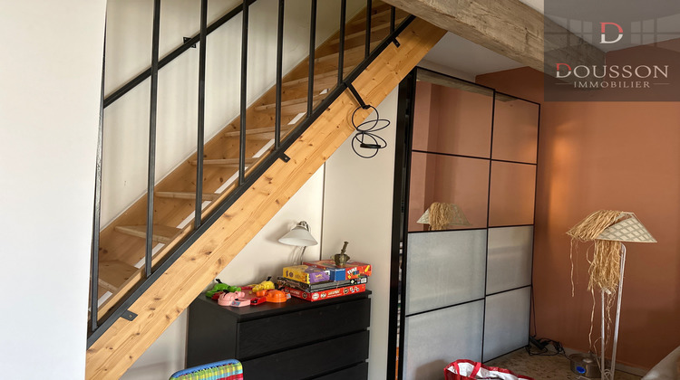 Ma-Cabane - Vente Appartement Saint-Laurent-d'Aigouze, 120 m²