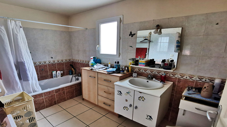 Ma-Cabane - Vente Appartement SAINT-LAURENT-DE-LA-SALANQUE, 61 m²