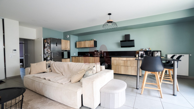 Ma-Cabane - Vente Appartement Saint-Laurent-de-Mure, 63 m²