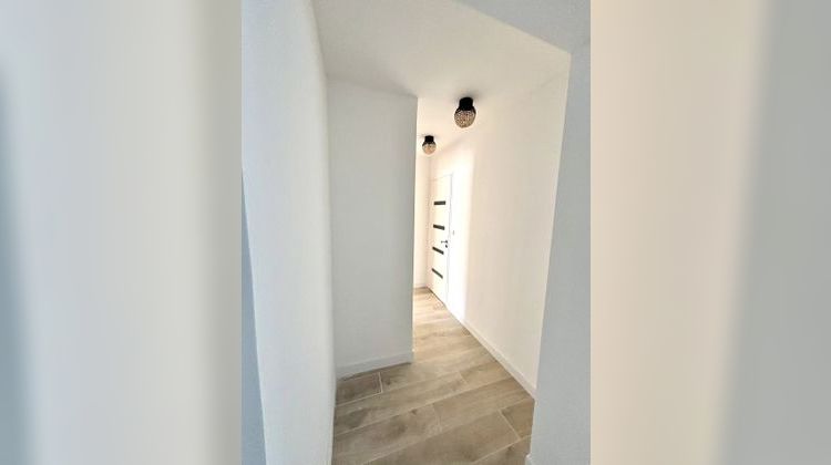 Ma-Cabane - Vente Appartement Saint-Laurent-du-Var, 113 m²