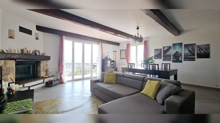 Ma-Cabane - Vente Appartement Saint-Laurent-du-Var, 118 m²