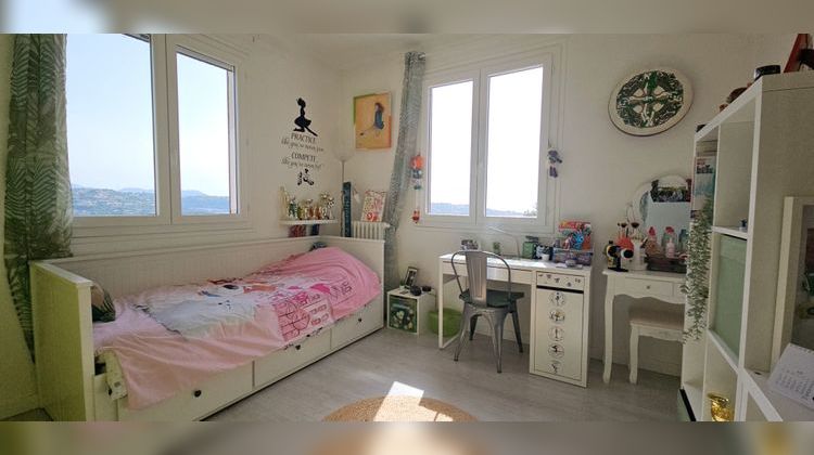 Ma-Cabane - Vente Appartement Saint-Laurent-du-Var, 118 m²