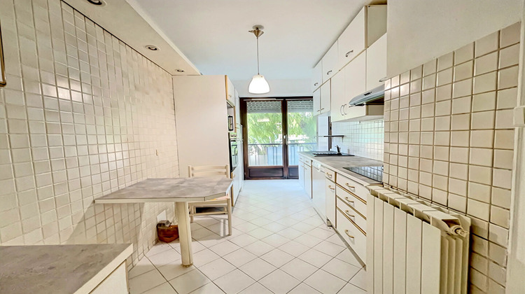 Ma-Cabane - Vente Appartement SAINT-LAURENT-DU-VAR, 83 m²