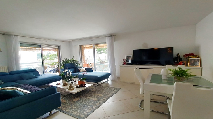 Ma-Cabane - Vente Appartement Saint-Laurent-du-Var, 65 m²