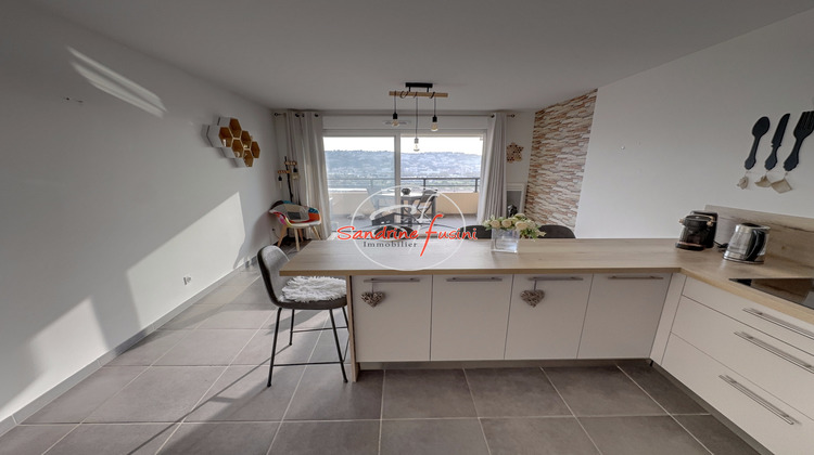 Ma-Cabane - Vente Appartement Saint-Laurent-du-Var, 57 m²