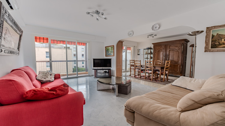 Ma-Cabane - Vente Appartement Saint-Laurent-du-Var, 75 m²