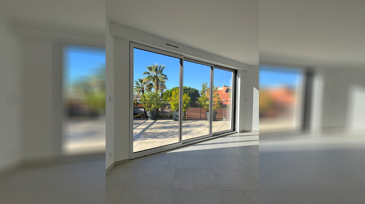 Ma-Cabane - Vente Appartement Saint-Laurent-du-Var, 133 m²