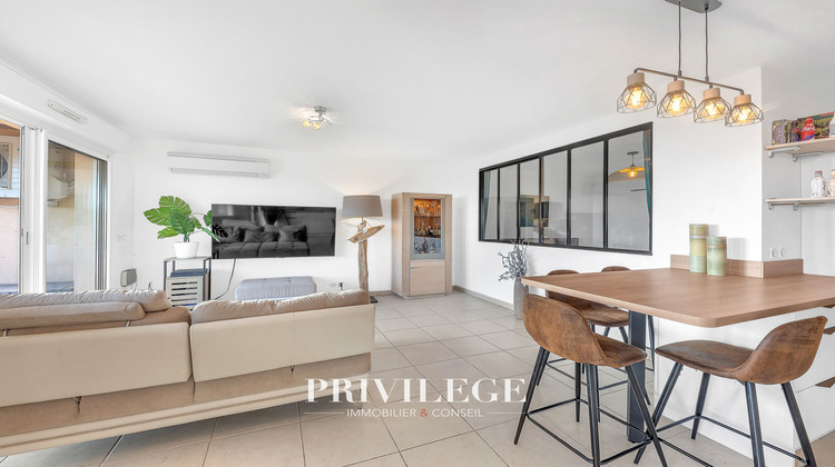 Ma-Cabane - Vente Appartement Saint-Laurent-du-Var, 77 m²