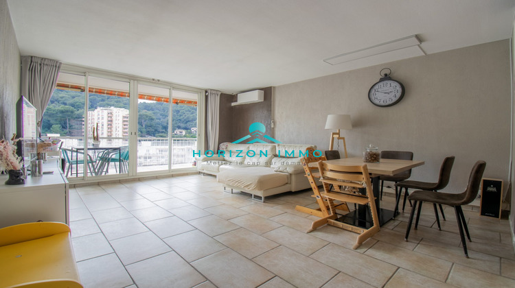 Ma-Cabane - Vente Appartement Saint-Laurent-du-Var, 71 m²