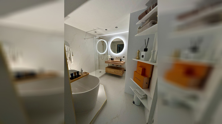 Ma-Cabane - Vente Appartement SAINT-LAURENT-DU-VAR, 53 m²