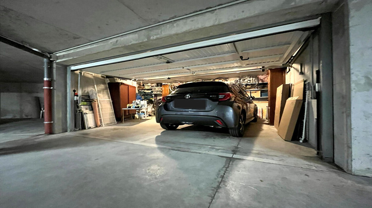 Ma-Cabane - Vente Appartement SAINT-LAURENT-DU-VAR, 61 m²