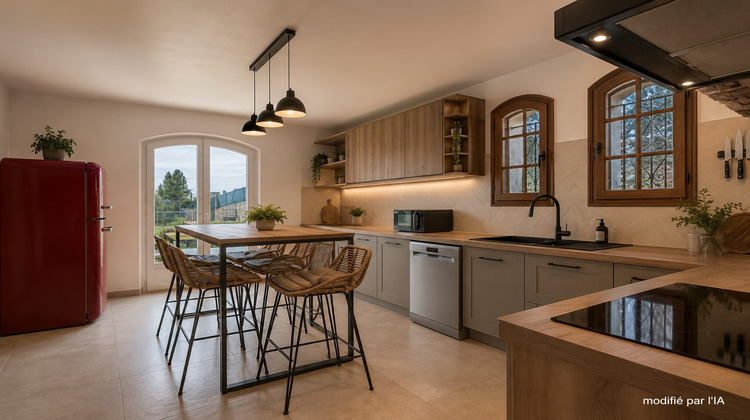 Ma-Cabane - Vente Appartement Saint-Laurent-du-Var, 165 m²