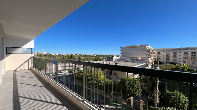 Ma-Cabane - Vente Appartement SAINT-LAURENT-DU-VAR, 71 m²