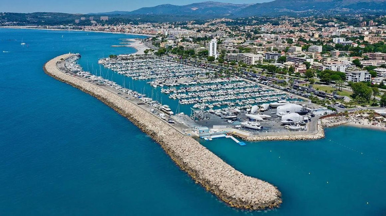 Ma-Cabane - Vente Appartement SAINT LAURENT DU VAR, 67 m²