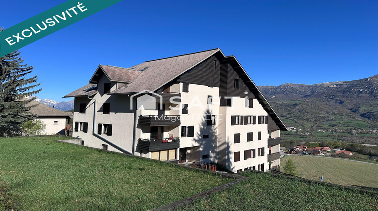 Ma-Cabane - Vente Appartement Saint-Leger-les-Melezes, 61 m²