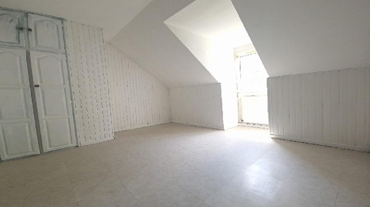 Ma-Cabane - Vente Appartement SAINT LEU D'ESSERENT, 76 m²