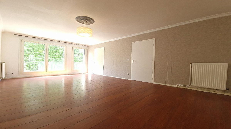 Ma-Cabane - Vente Appartement SAINT LEU D'ESSERENT, 76 m²