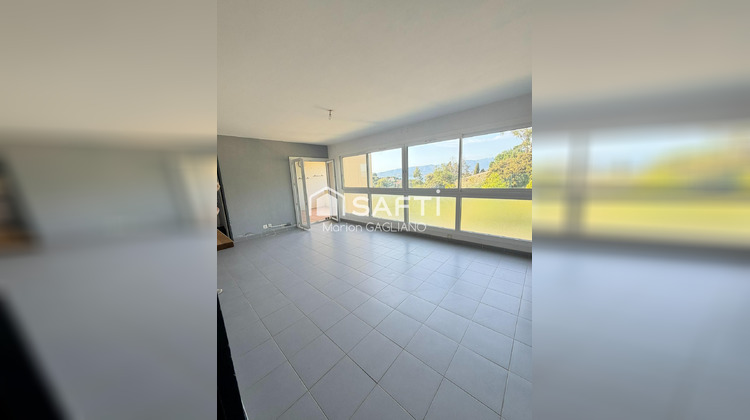 Ma-Cabane - Vente Appartement Saint-Mandrier-sur-Mer, 76 m²