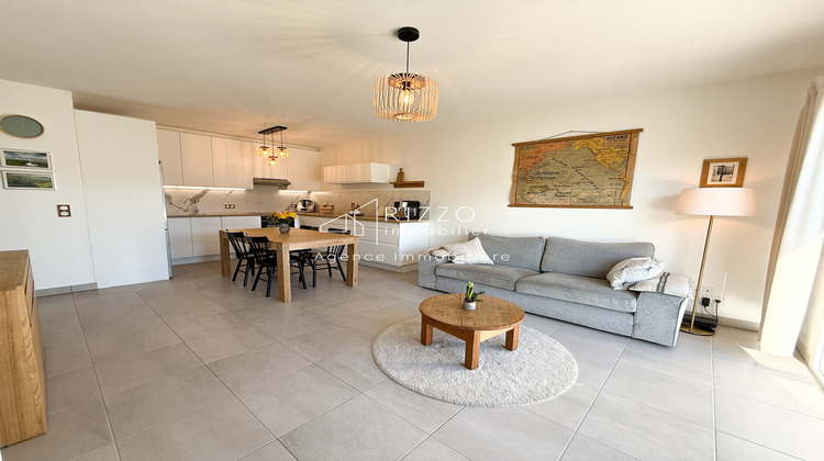 Ma-Cabane - Vente Appartement Saint-Martin-Bellevue, 64 m²