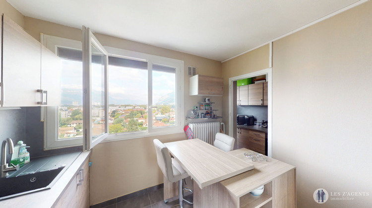 Ma-Cabane - Vente Appartement SAINT-MARTIN-D'HERES, 63 m²