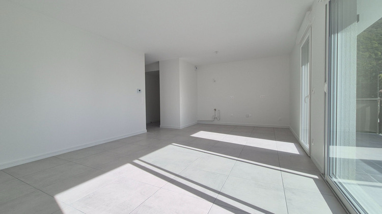 Ma-Cabane - Vente Appartement SAINT-MARTIN-D'HERES, 66 m²