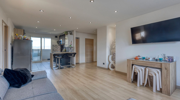Ma-Cabane - Vente Appartement Saint-Martin-d'Hères, 60 m²